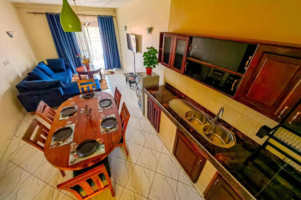 Peace Of Mind Suites Entebbe Exterior foto
