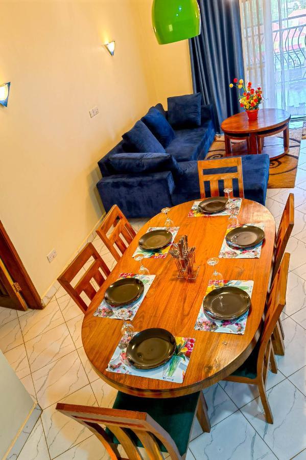 Peace Of Mind Suites Entebbe Exterior foto