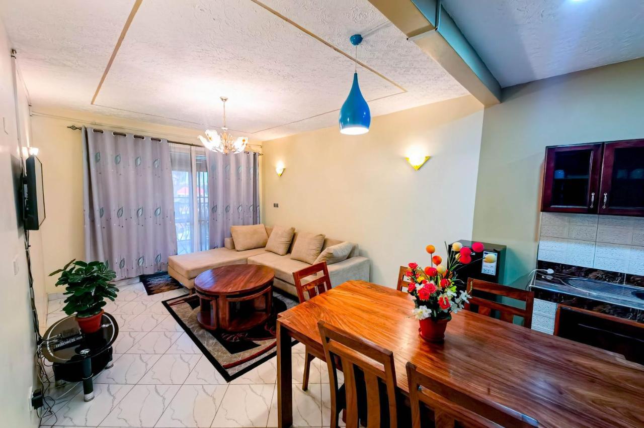 Peace Of Mind Suites Entebbe Exterior foto