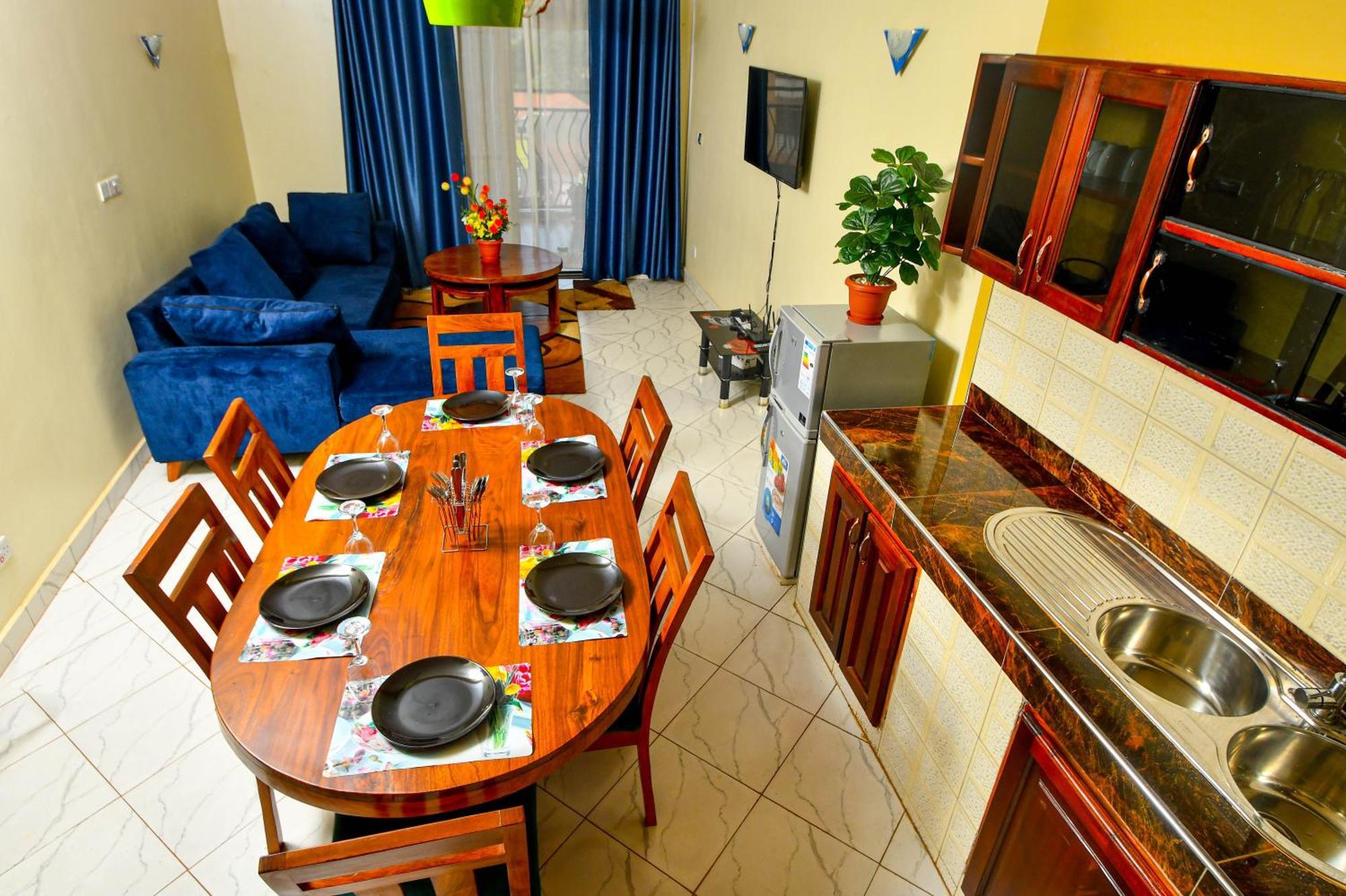 Peace Of Mind Suites Entebbe Exterior foto